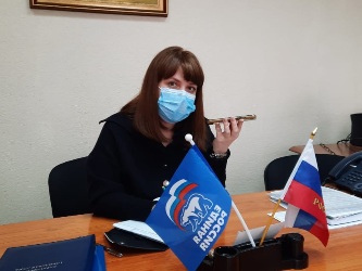Юлия Видяйкина провела дистанционный прием граждан